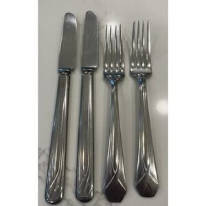 ROYAL ALLEGHENY METAL VIRGINIA PATTERN STAINLESS STEEL 2 Dinner Knives & 2 Forks